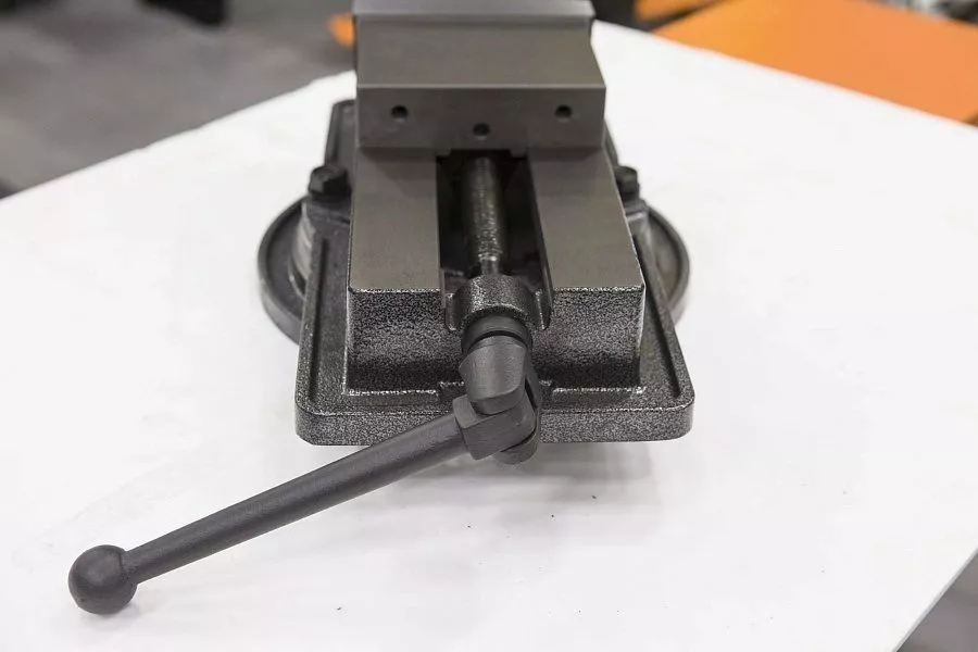Тиски станочные Stalex QM16200