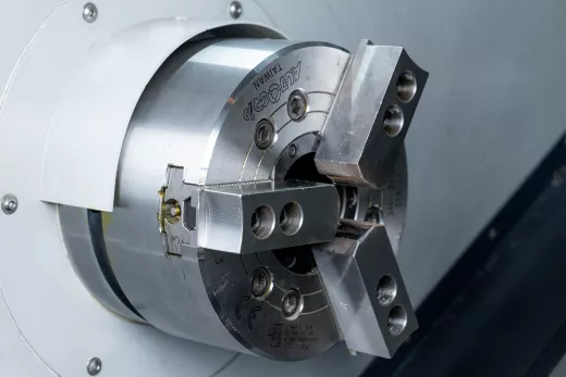 Станок токарный с ЧПУ с наклонной станиной SENOLY SY200LA (DD)