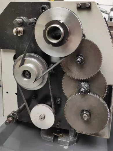 Настольный токарно-винторезный станок Metal Master MML 1830V