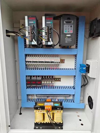 Станок токарный с ЧПУ METAL MASTER XNC 3250 GM4