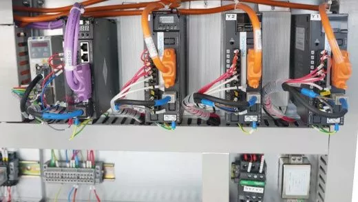Cтанок лазерной резки Bercut MK 3015 MAXPHOTONICS 3000Вт