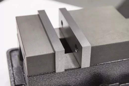 Тиски станочные Stalex QM16100