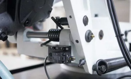 Ленточная пила с гидроразгрузкой STALEX BS-1018R