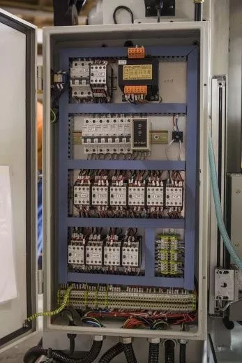Универсально-фрезерный станок STALEX X6326B