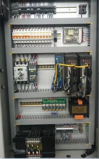 Гидравлический листогибочный пресс ES 1340 с ЧПУ CTouсh 15